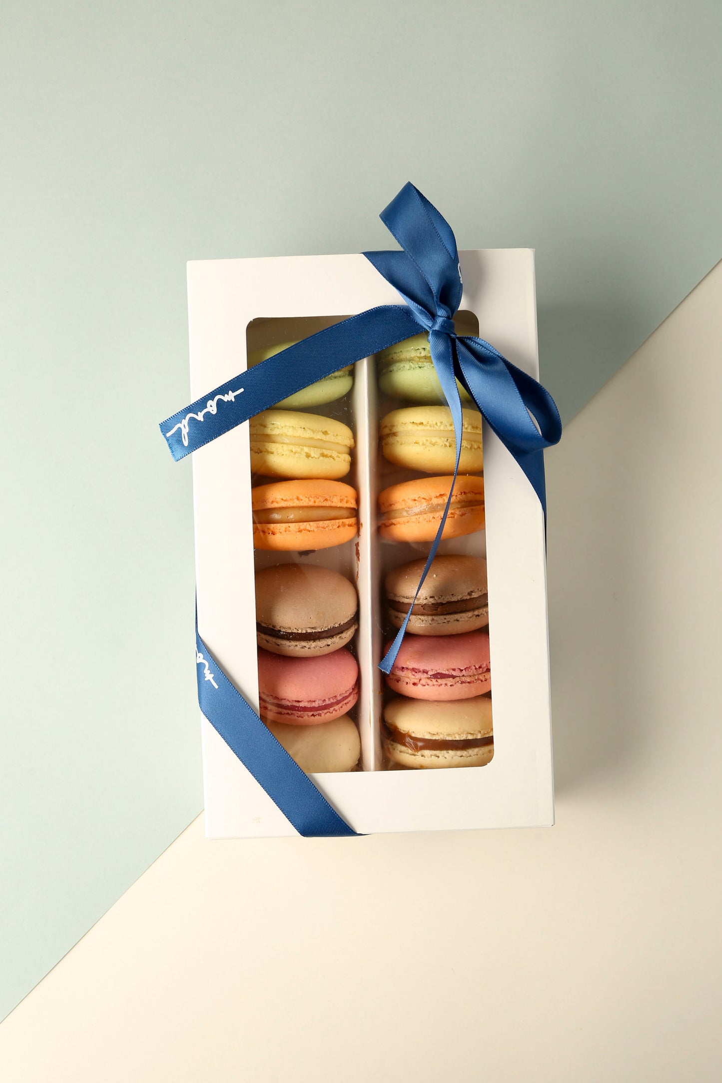 Classic Box of 12 Macarons