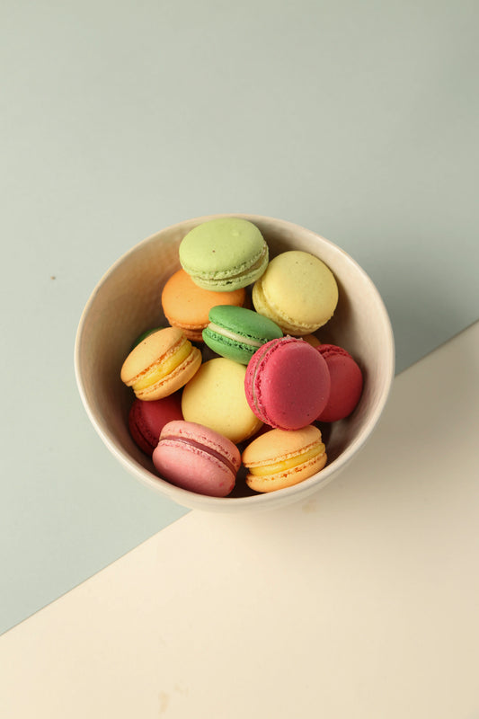 Mini Macarons x 12